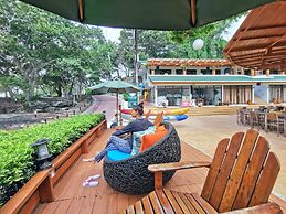 Green Bay Samed Resort