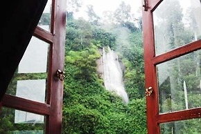 Ashley Resorts