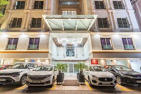 Hotel Summit