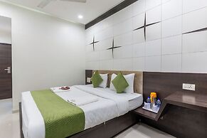 Hotel Summit