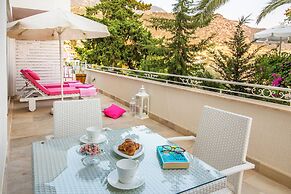 Kalkan Suites