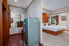 Charlie House Pinklao