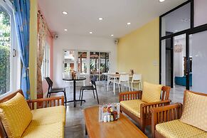 Charlie House Pinklao