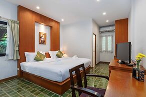 Charlie House Pinklao