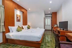 Charlie House Pinklao