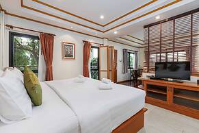 Charlie House Pinklao