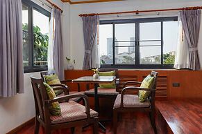 Charlie House Pinklao