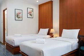 Charlie House Pinklao