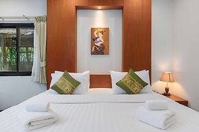 Charlie House Pinklao