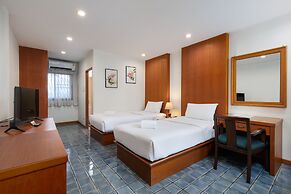 Charlie House Pinklao