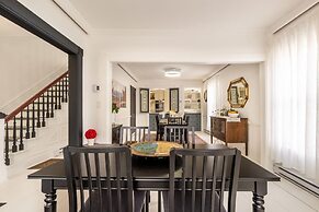 B&B Hillhouse