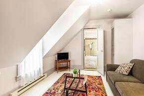 B&B Hillhouse