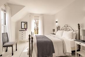 B&B Hillhouse