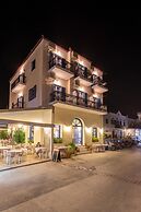 Stelios Hotel