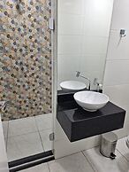 Max Hotel