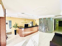 Max Hotel
