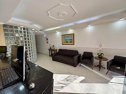 Max Hotel