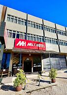 Max Hotel