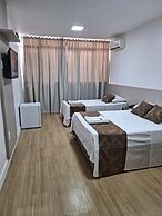 Max Hotel