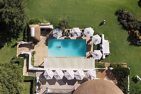 Mont Rochelle Hotel & Vineyard