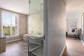 Mont Rochelle Hotel & Vineyard