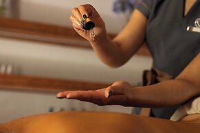 Mont Rochelle Hotel & Vineyard