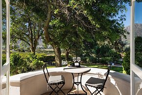 Mont Rochelle Hotel & Vineyard