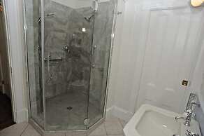 The Elmwood Heritage Inn