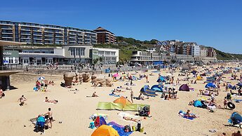 Boscombe Reef Hotel