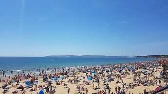 Boscombe Reef Hotel