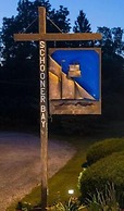 Schooner Bay Motor Inn