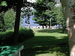 Birch Cliff Lodge on Baptiste Lake