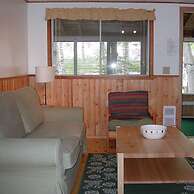 Birch Cliff Lodge on Baptiste Lake