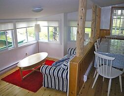 Birch Cliff Lodge on Baptiste Lake