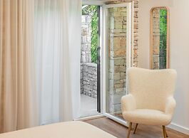 Boutique Rooms by Nono Ban