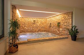 Boutique Rooms by Nono Ban