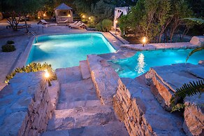 Boutique Rooms by Nono Ban