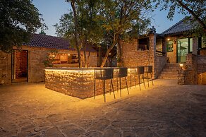 Boutique Rooms by Nono Ban