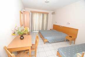 Iris Hotel