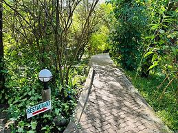 Kwalape Safari Lodge