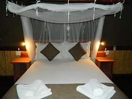 Kwalape Safari Lodge