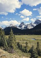 Mount Engadine Lodge