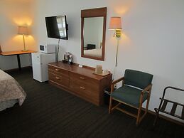 Dakota Country Inn & Suites