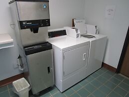Dakota Country Inn & Suites