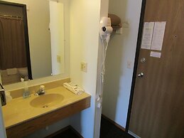 Dakota Country Inn & Suites