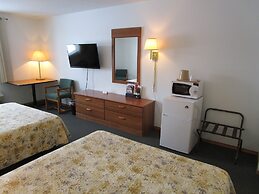 Dakota Country Inn & Suites
