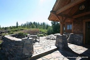 Glacier Luxury Lodge