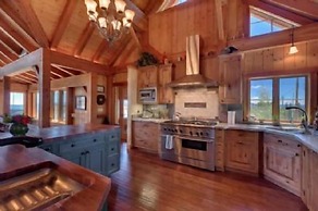 Glacier Luxury Lodge