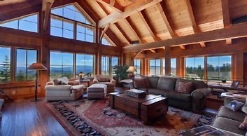 Glacier Luxury Lodge