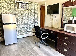 Traveler's Inn Motel